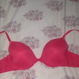 PINK T-shirt bra